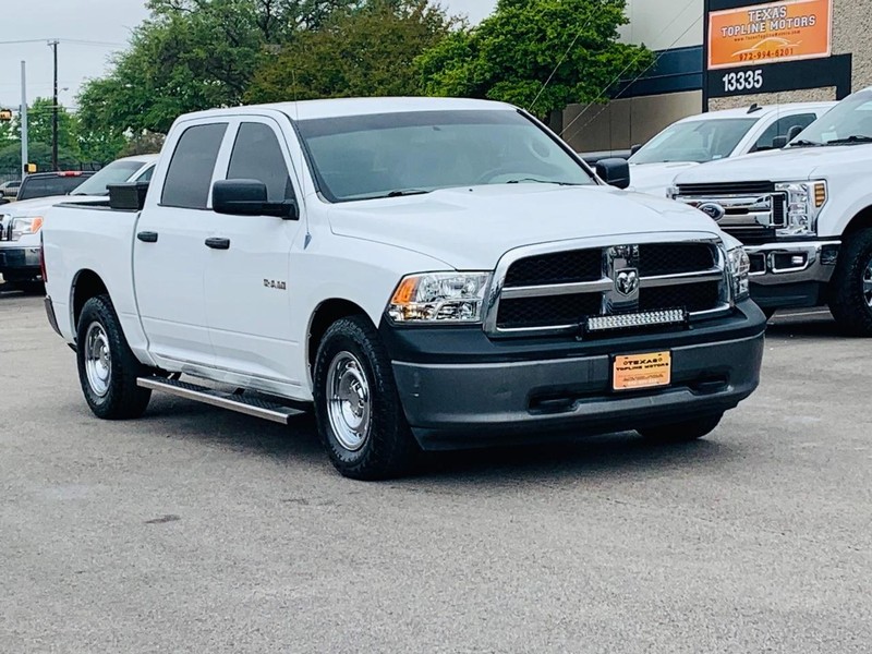 Dodge Ram 1500 Vehicle Full-screen Gallery Image 3