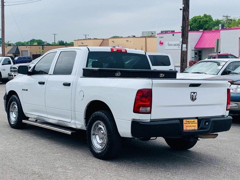 Dodge Ram 1500 Vehicle Full-screen Gallery Image 7