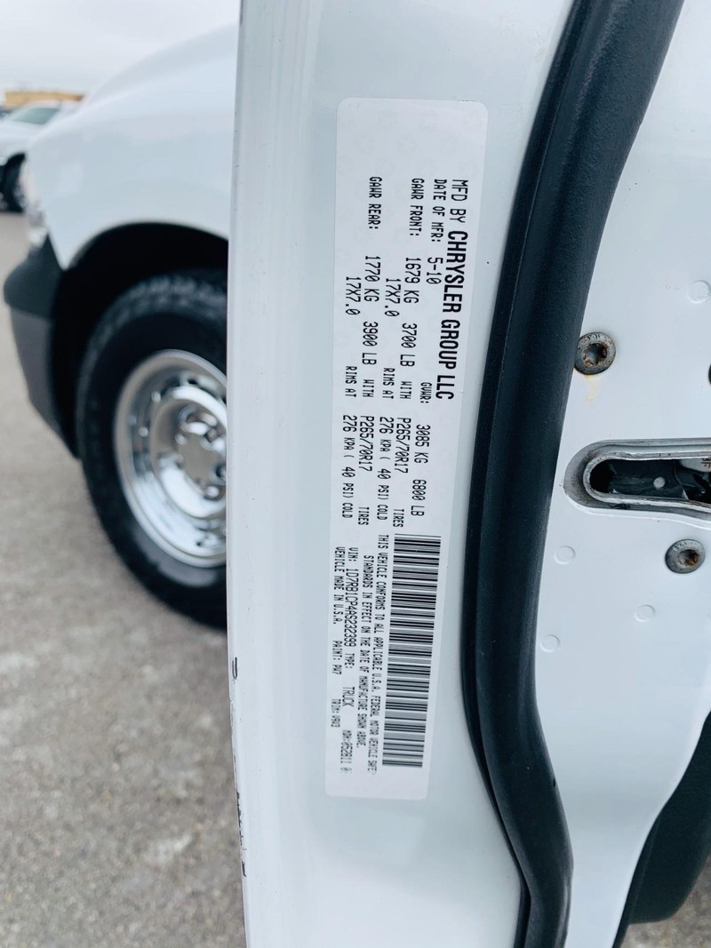 Dodge Ram 1500 Vehicle Full-screen Gallery Image 18