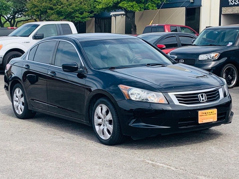 Honda Accord Sedan Vehicle Full-screen Gallery Image 04