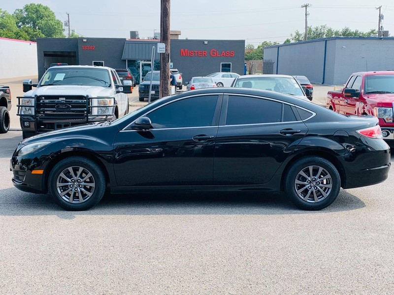 Mazda MAZDA6 Vehicle Full-screen Gallery Image 06