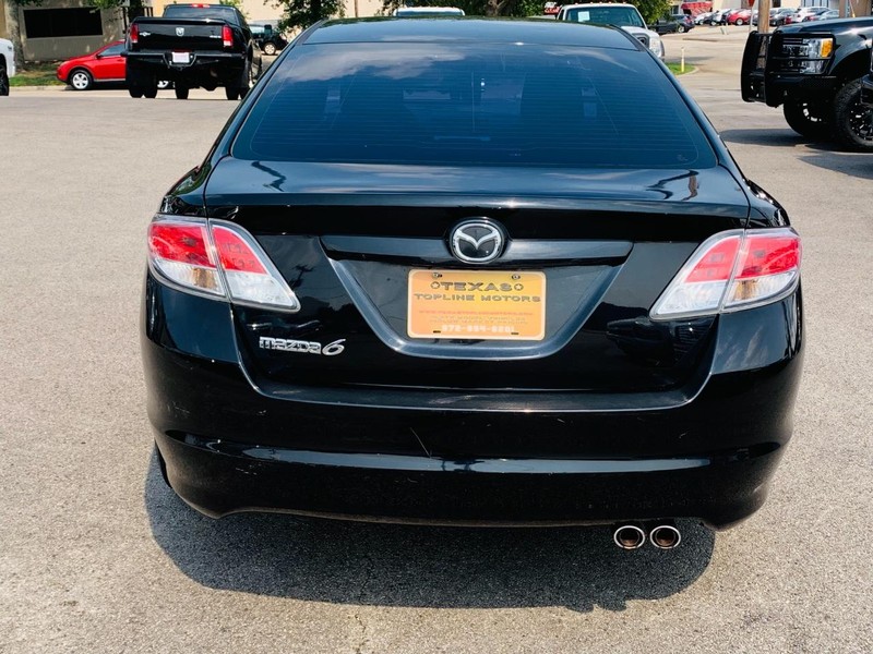 Mazda MAZDA6 Vehicle Full-screen Gallery Image 08