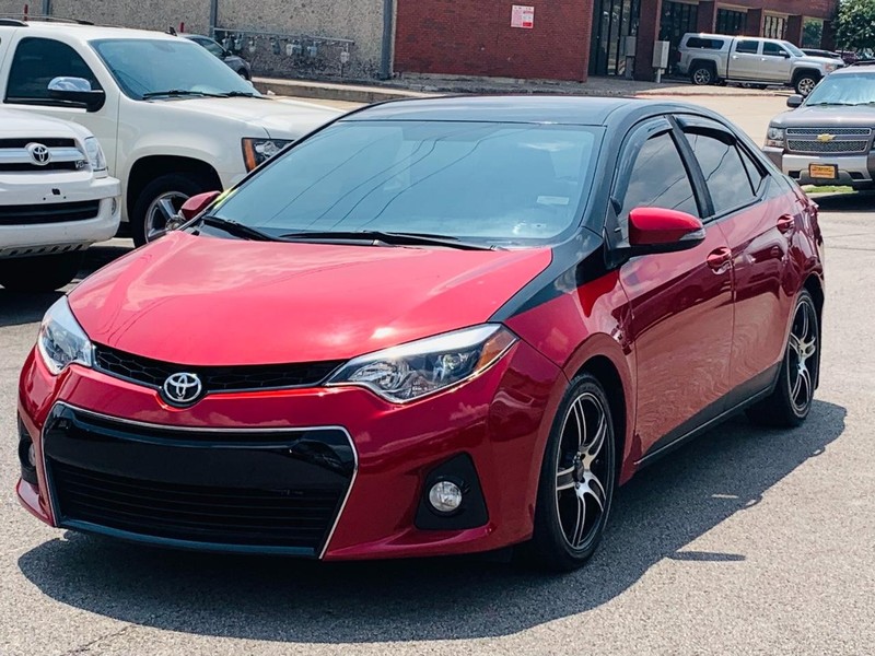 Toyota Corolla Vehicle Full-screen Gallery Image 06