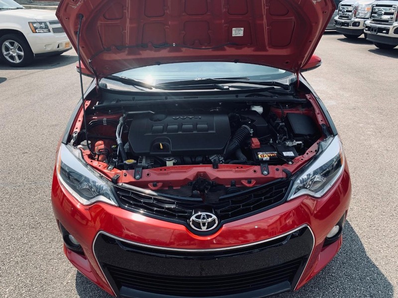 Toyota Corolla Vehicle Full-screen Gallery Image 37