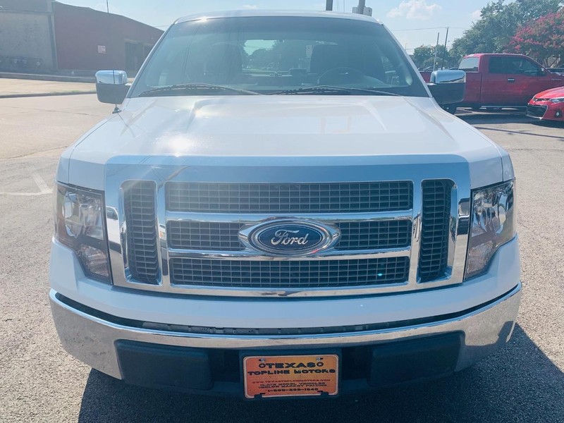 Ford F-150 Vehicle Full-screen Gallery Image 15