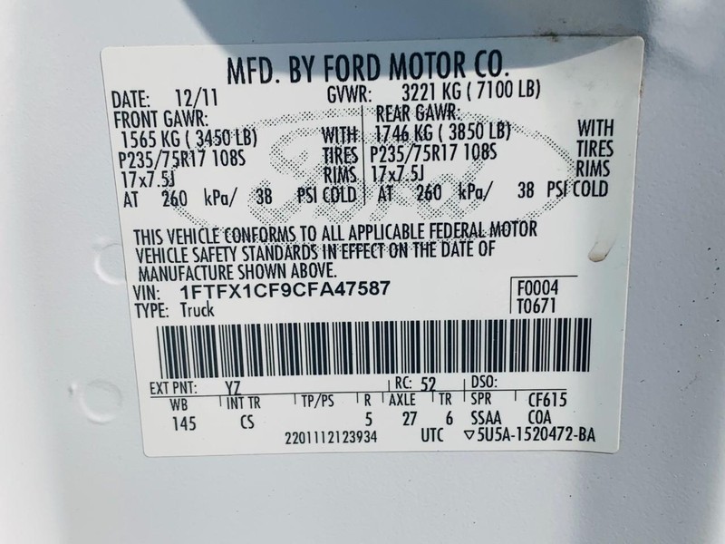 Ford F-150 Vehicle Full-screen Gallery Image 34