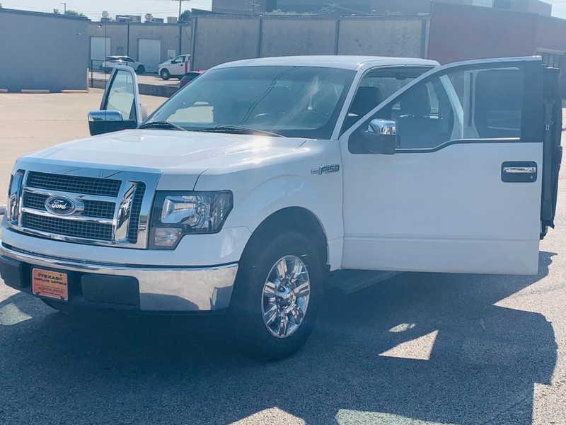 Ford F-150 Vehicle Full-screen Gallery Image 35