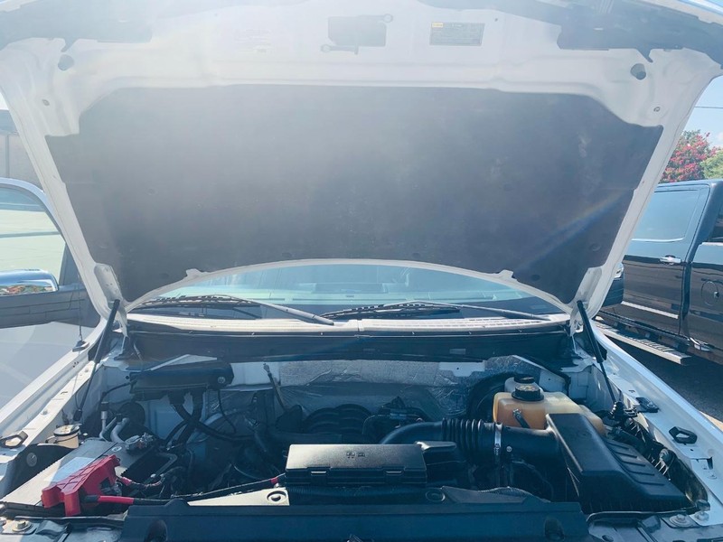 Ford F-150 Vehicle Full-screen Gallery Image 36