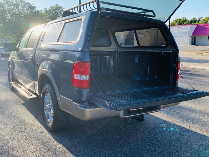 Ford F-150 Vehicle Full-screen Gallery Image 19