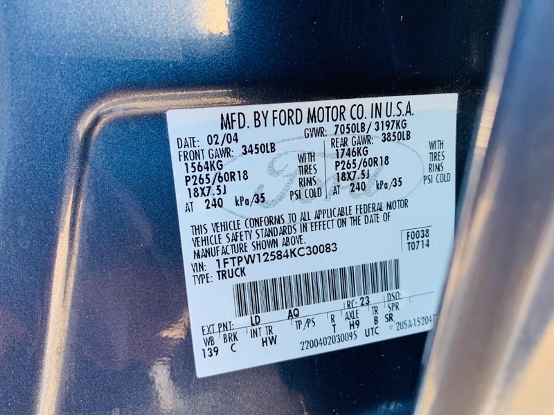 Ford F-150 Vehicle Full-screen Gallery Image 40