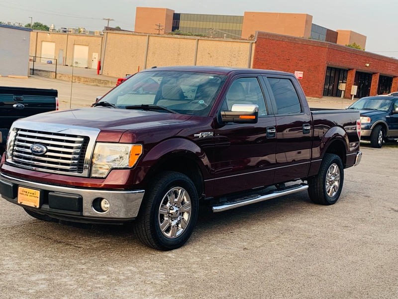 Ford F-150 Vehicle Full-screen Gallery Image 06