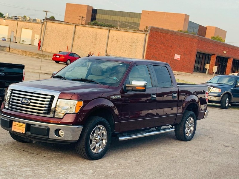 Ford F-150 Vehicle Full-screen Gallery Image 09