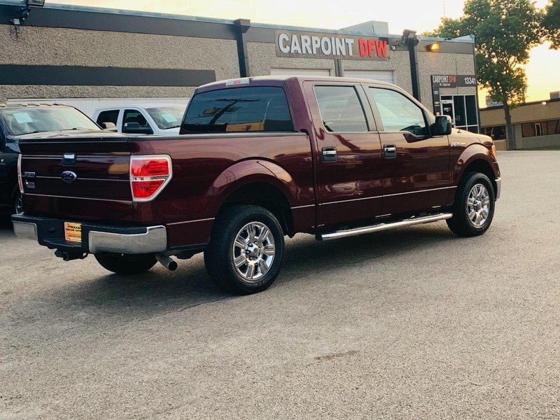 Ford F-150 Vehicle Full-screen Gallery Image 15