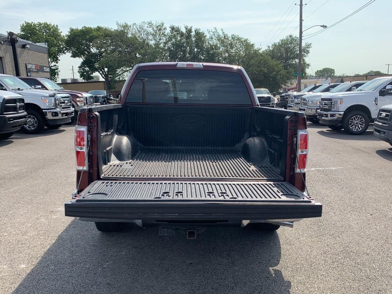 Ford F-150 Vehicle Full-screen Gallery Image 36