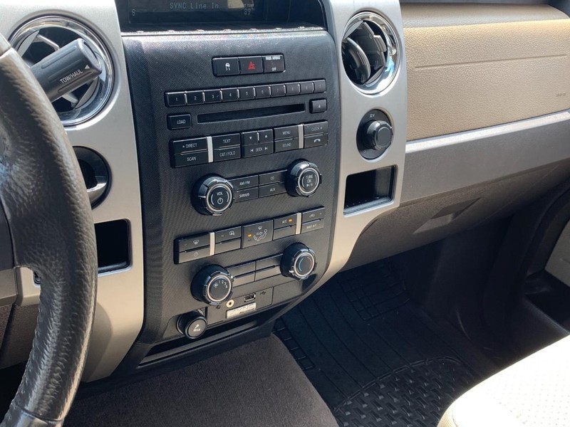 Ford F-150 Vehicle Full-screen Gallery Image 48