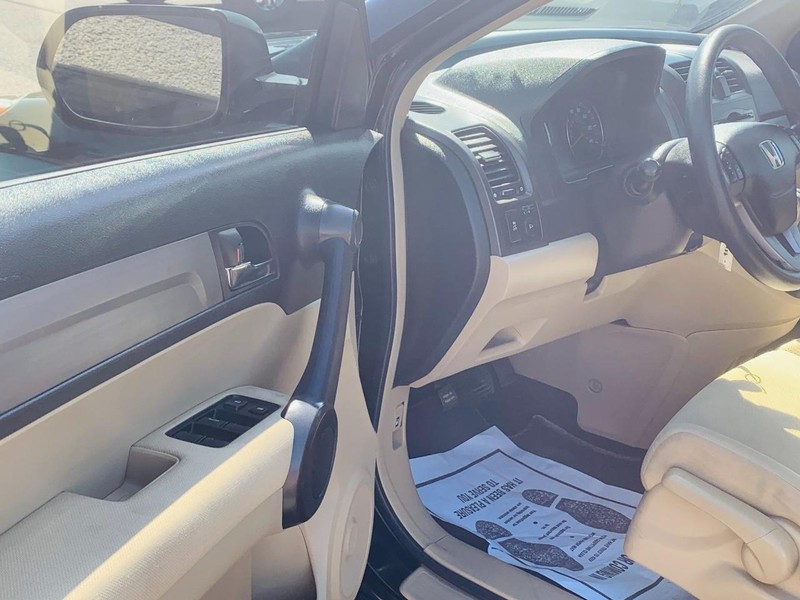 Honda CR-V Vehicle Full-screen Gallery Image 18