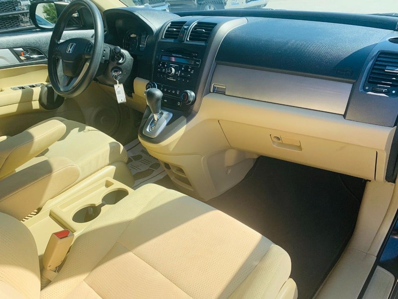 Honda CR-V Vehicle Full-screen Gallery Image 22