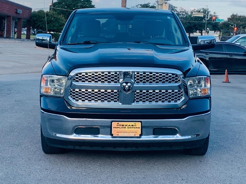 Ram 1500 Vehicle Full-screen Gallery Image 4