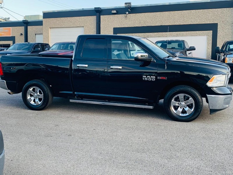 Ram 1500 Vehicle Full-screen Gallery Image 9