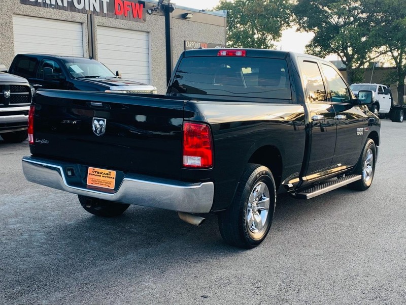 Ram 1500 Vehicle Full-screen Gallery Image 10