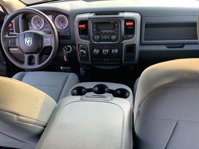 Ram 1500 Vehicle Full-screen Gallery Image 19