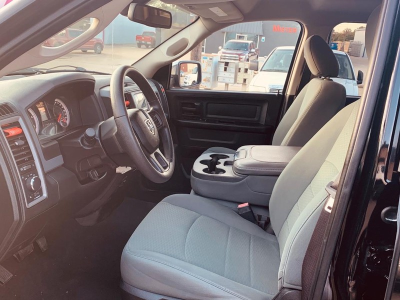 Ram 1500 Vehicle Full-screen Gallery Image 20