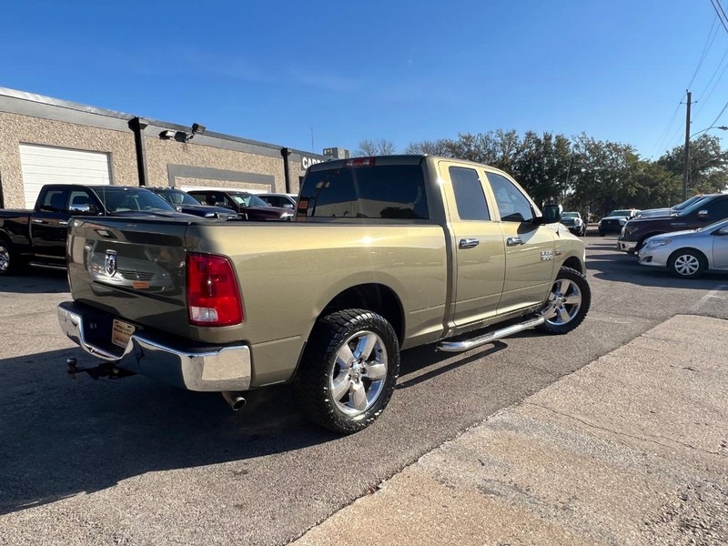 Ram 1500 Vehicle Full-screen Gallery Image 14