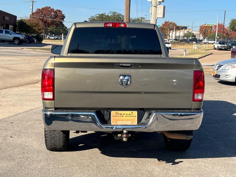 Ram 1500 Vehicle Full-screen Gallery Image 15