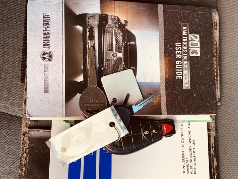 Ram 1500 Vehicle Full-screen Gallery Image 25