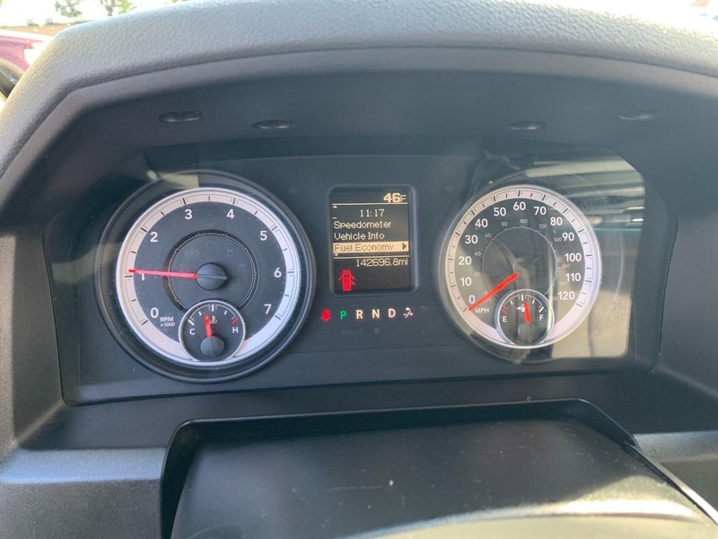 Ram 1500 Vehicle Full-screen Gallery Image 26