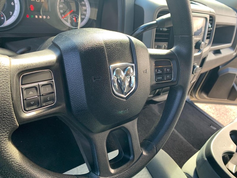 Ram 1500 Vehicle Full-screen Gallery Image 27