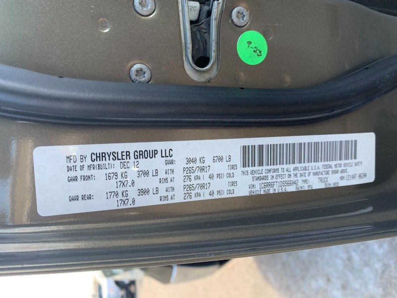 Ram 1500 Vehicle Full-screen Gallery Image 28