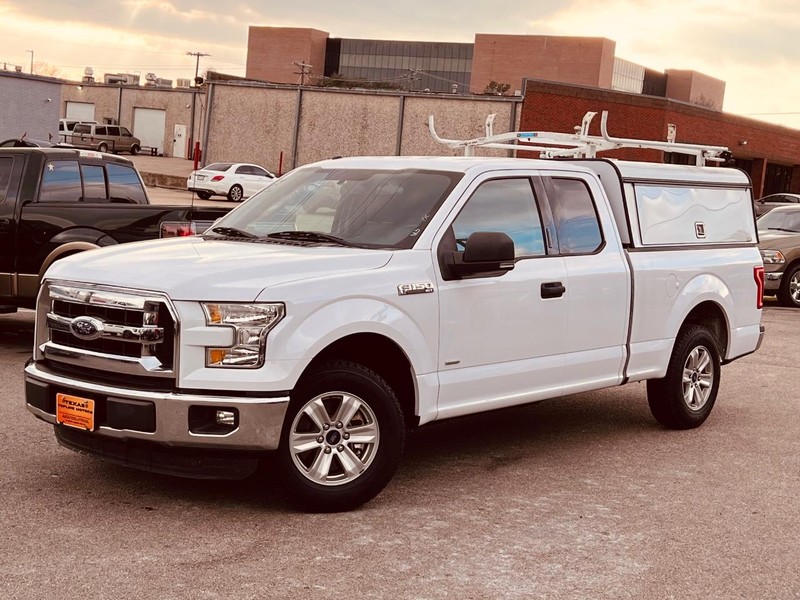 Ford F-150 Vehicle Full-screen Gallery Image 4