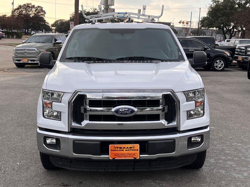 Ford F-150 Vehicle Full-screen Gallery Image 5