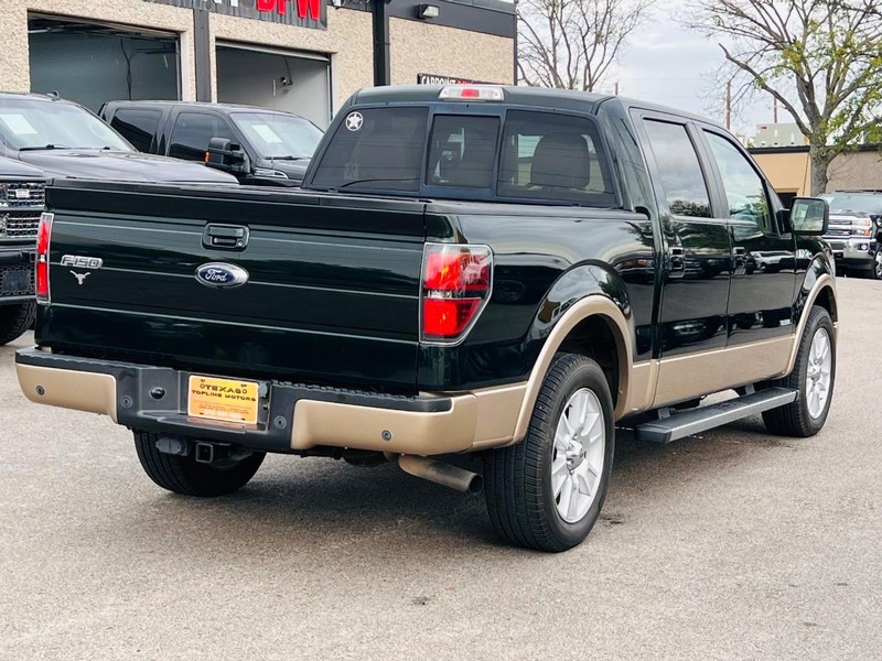 Ford F-150 Vehicle Full-screen Gallery Image 12