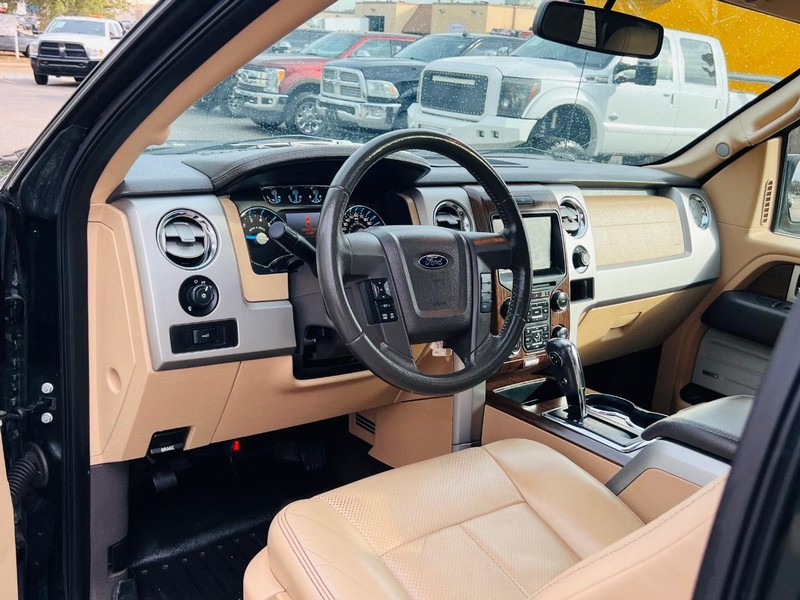 Ford F-150 Vehicle Full-screen Gallery Image 22