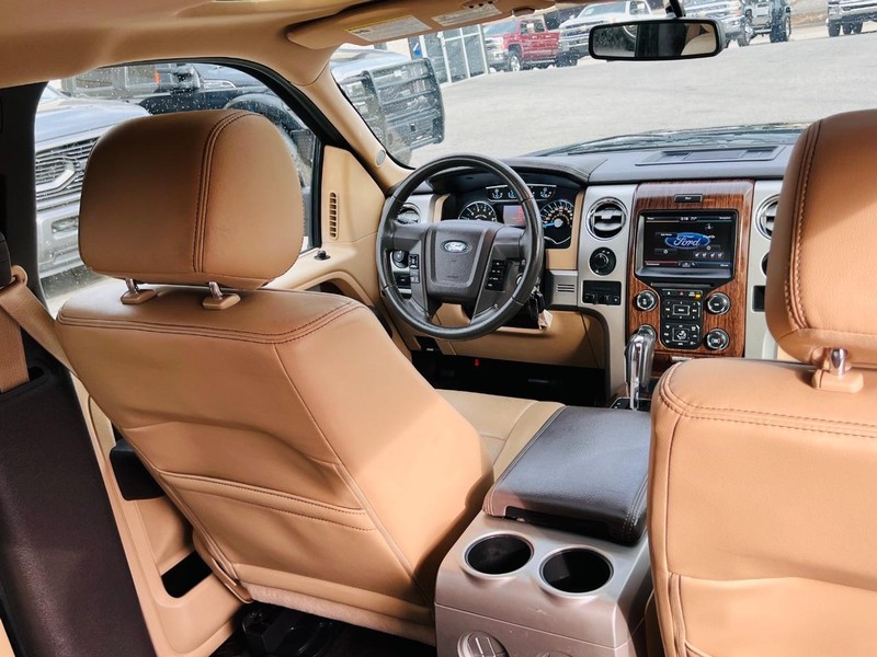 Ford F-150 Vehicle Full-screen Gallery Image 28