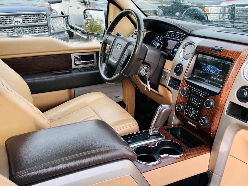 Ford F-150 Vehicle Full-screen Gallery Image 33