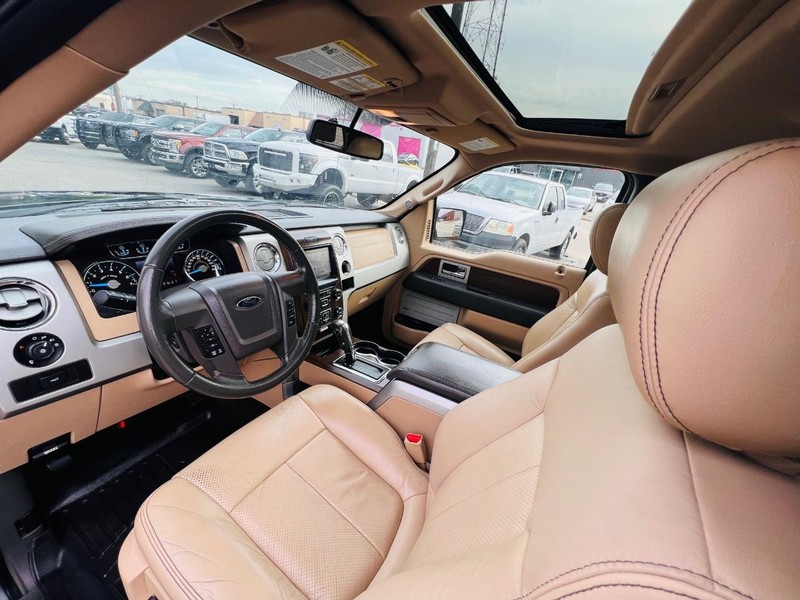 Ford F-150 Vehicle Full-screen Gallery Image 45