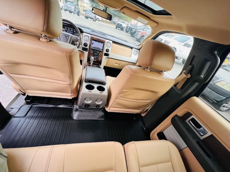 Ford F-150 Vehicle Full-screen Gallery Image 46