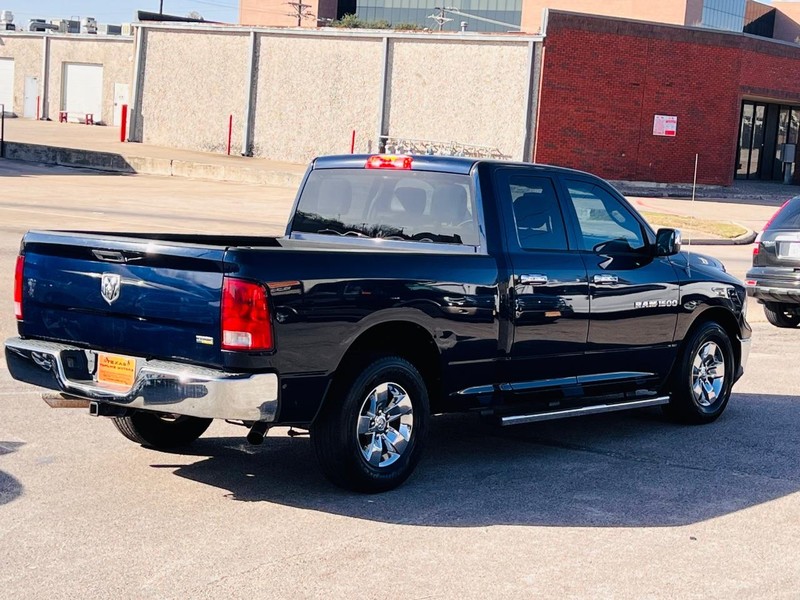 Ram 1500 Vehicle Full-screen Gallery Image 06