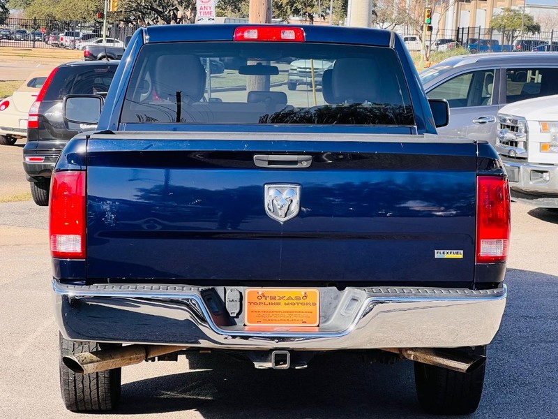 Ram 1500 Vehicle Full-screen Gallery Image 07