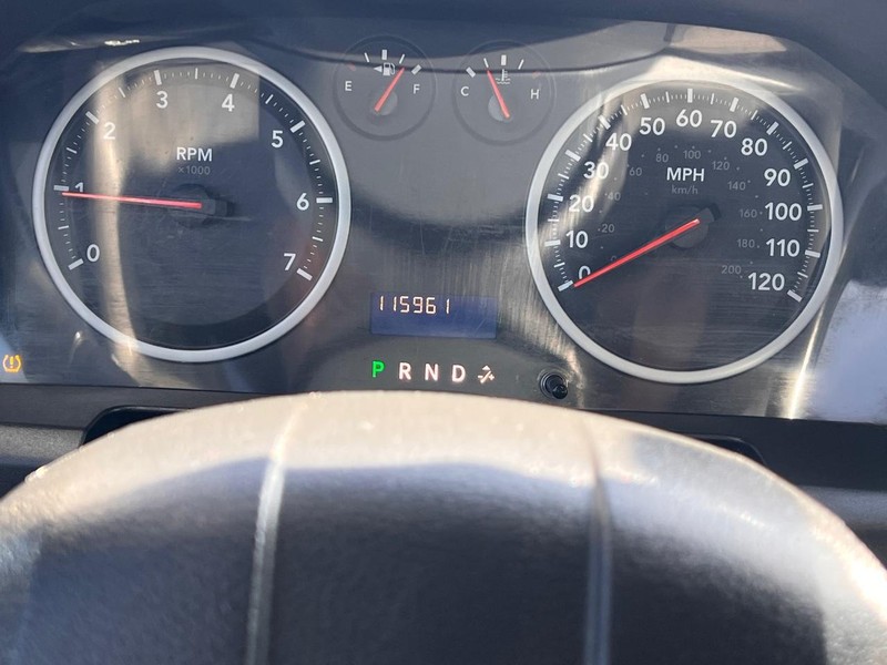 Ram 1500 Vehicle Full-screen Gallery Image 33