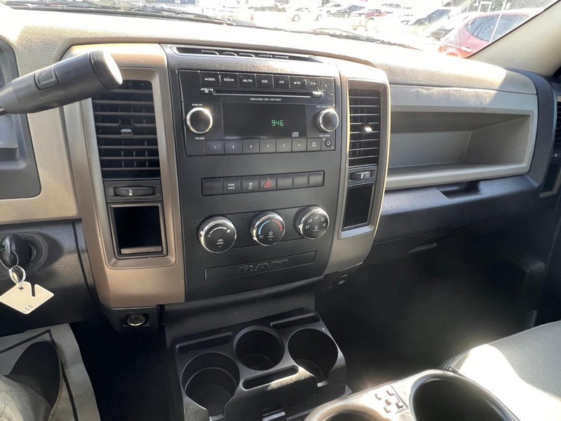 Ram 1500 Vehicle Full-screen Gallery Image 34