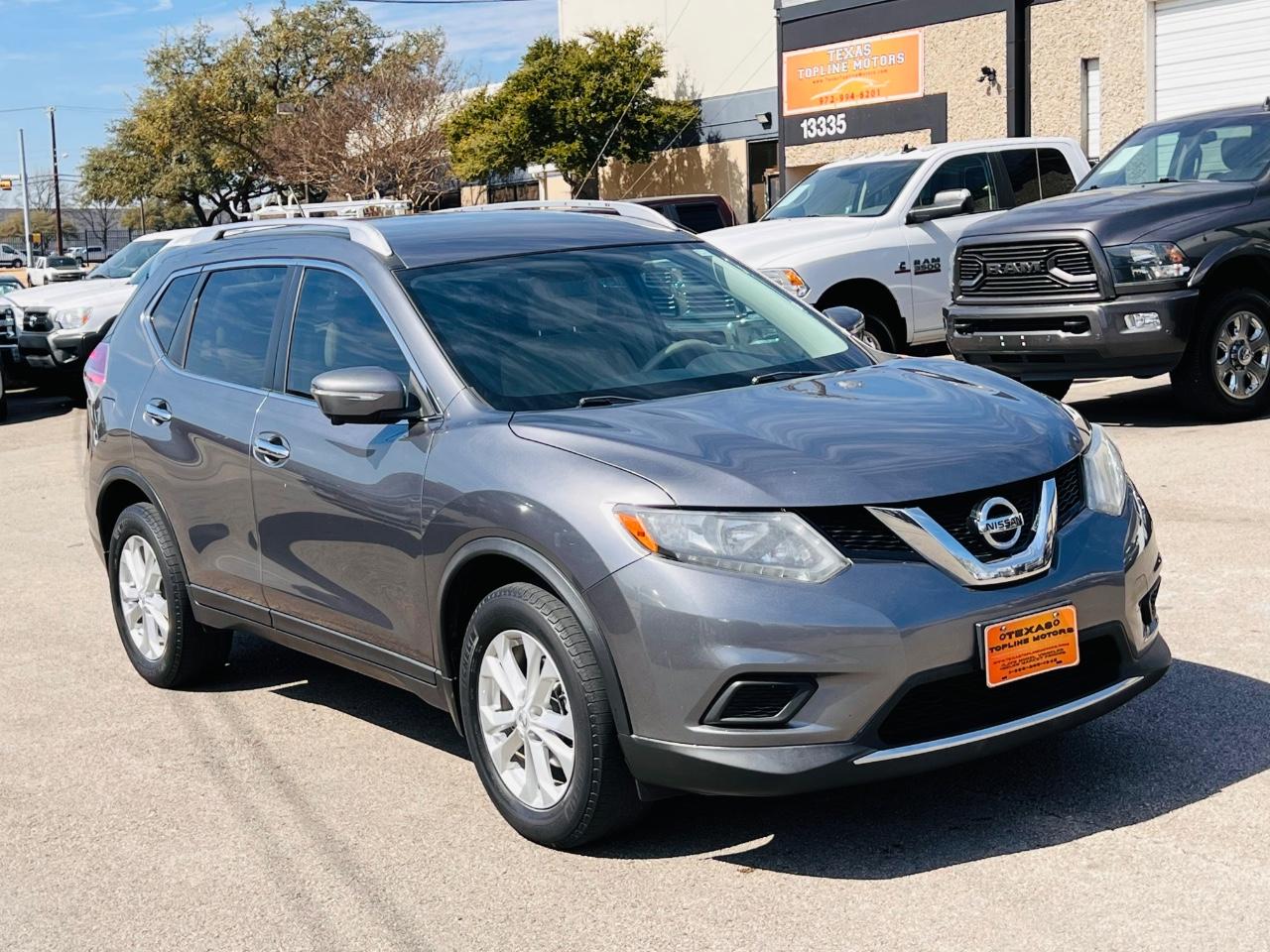 Nissan Rogue Vehicle Full-screen Gallery Image 5