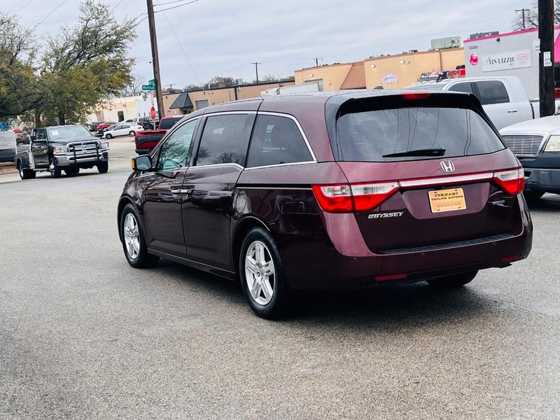 Honda Odyssey Vehicle Full-screen Gallery Image 16