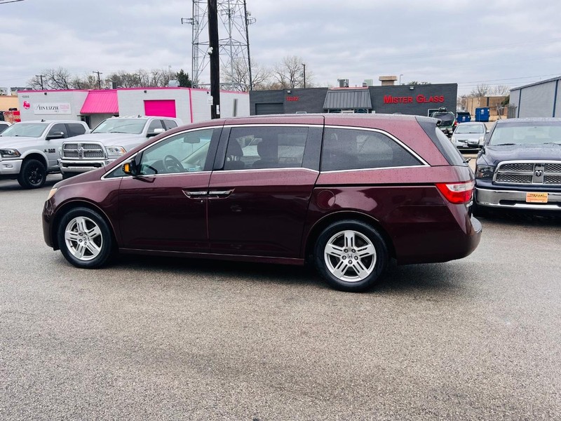 Honda Odyssey Vehicle Full-screen Gallery Image 18
