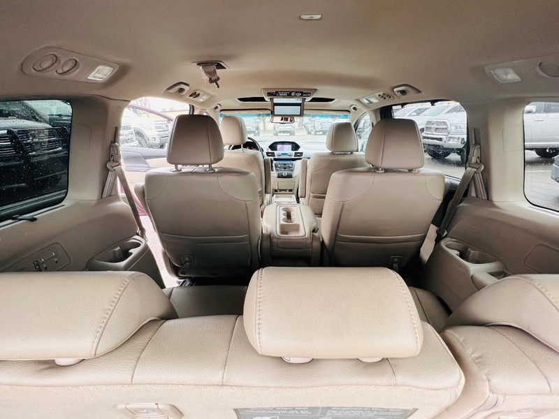 Honda Odyssey Vehicle Full-screen Gallery Image 25