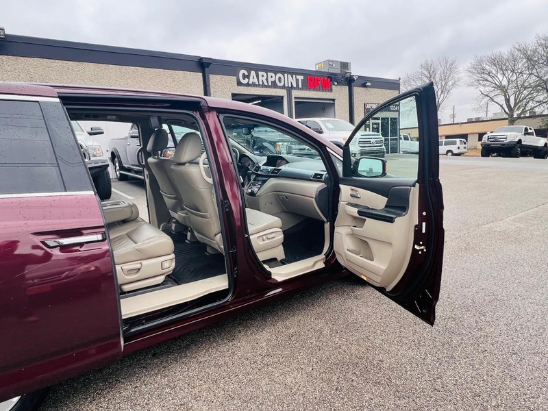 Honda Odyssey Vehicle Full-screen Gallery Image 31