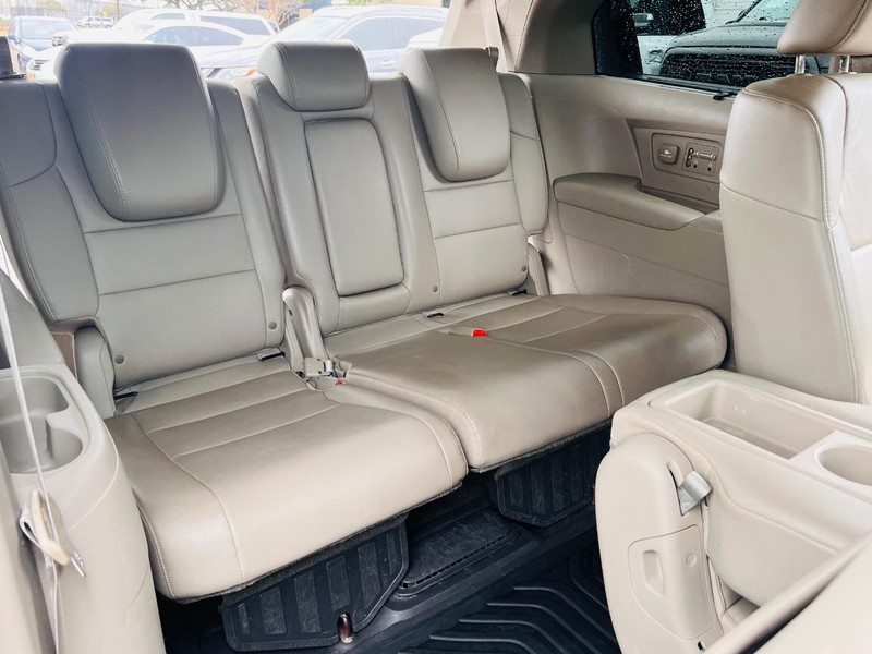Honda Odyssey Vehicle Full-screen Gallery Image 41